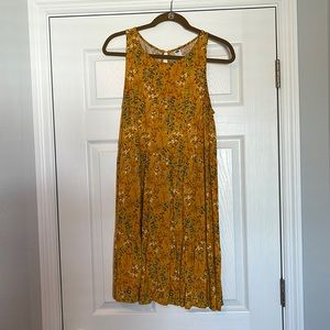 Yellow old navy floral sun dress